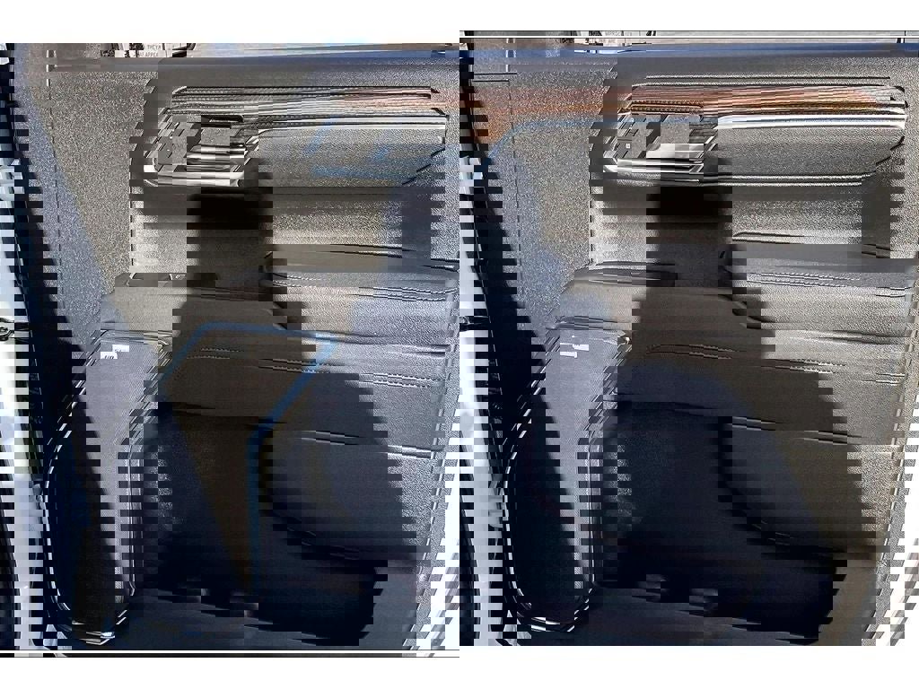 Used 2025 Chevrolet Silverado 1500 LT Trail Boss image 24