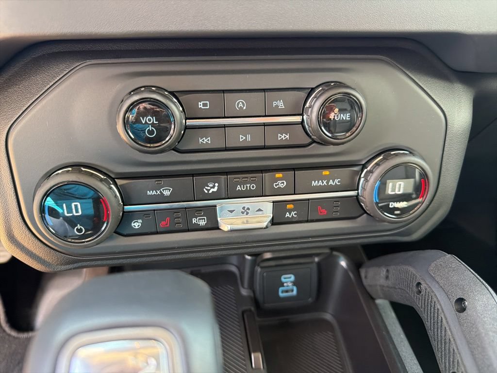 New 2025 Ford Bronco Badlands AWD/4WD image 23