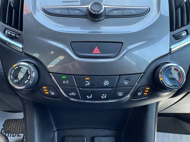 Used 2018 Chevrolet Cruze LT w/ Convenience Package FWD image 23