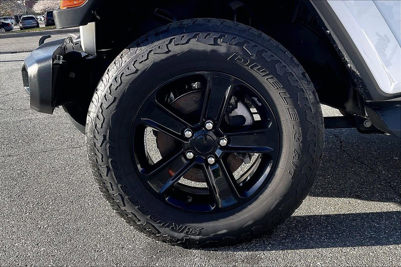 Certified 2023 Jeep Wrangler Altitude image 32