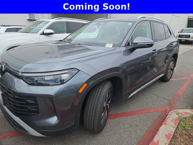 Used 2025 Volkswagen Tiguan S