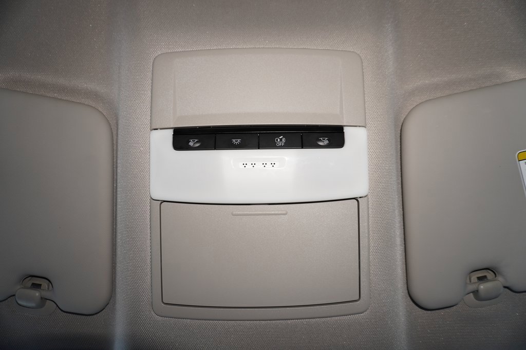 Used 2023 Nissan Rogue S image 19