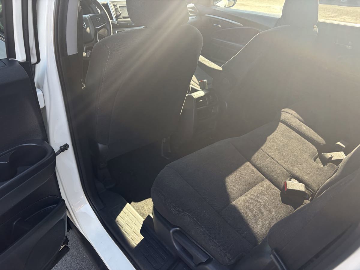 Used 2019 Honda Pilot LX image 18