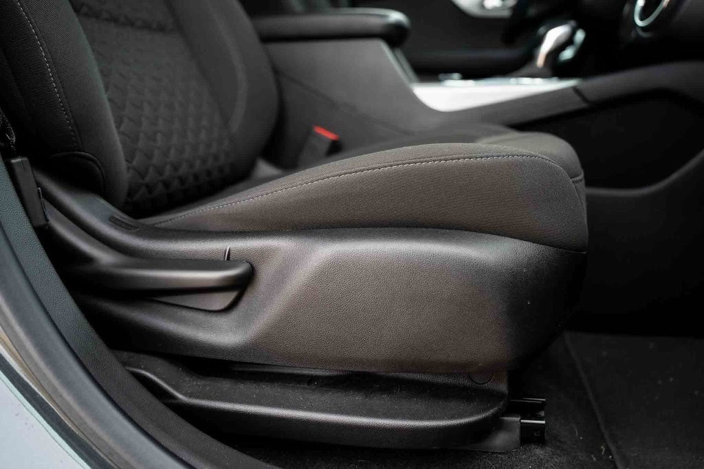 Used 2019 Chevrolet Blazer LT image 29