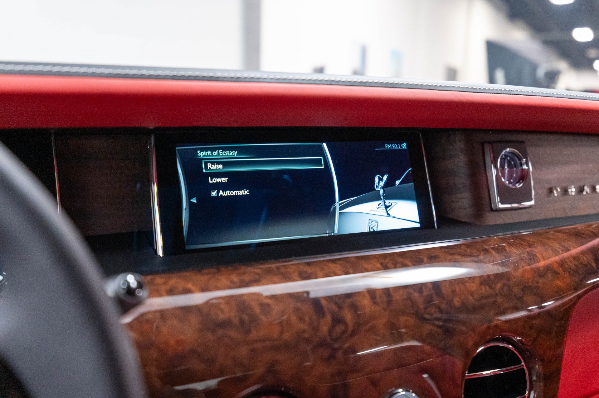 Used 2019 Rolls-Royce Phantom Sedan RWD image 53
