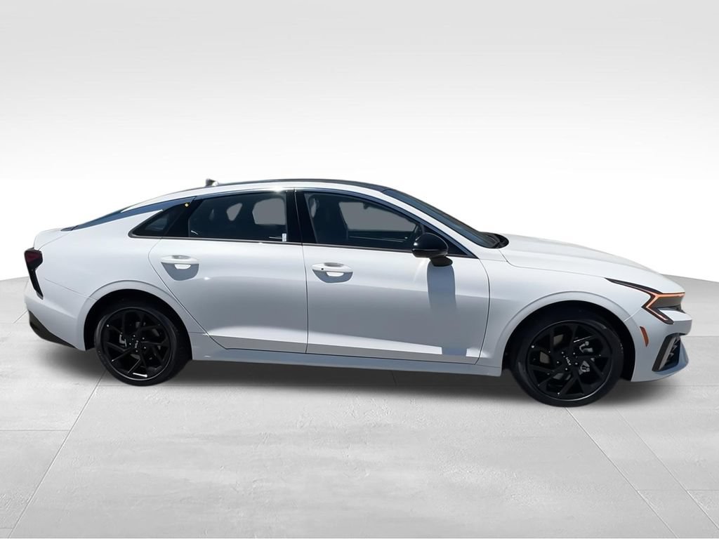 New 2026 Kia K5 GT-Line w/ GT-Line Premium Package AWD/4WD image 9