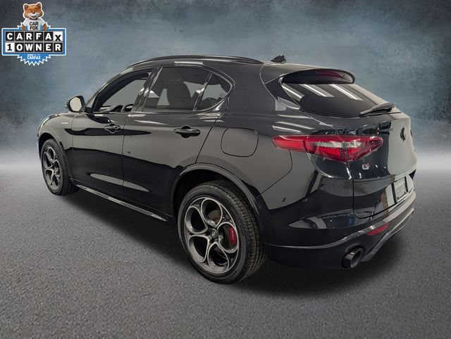 Used 2023 Alfa Romeo Stelvio Veloce AWD/4WD image 6