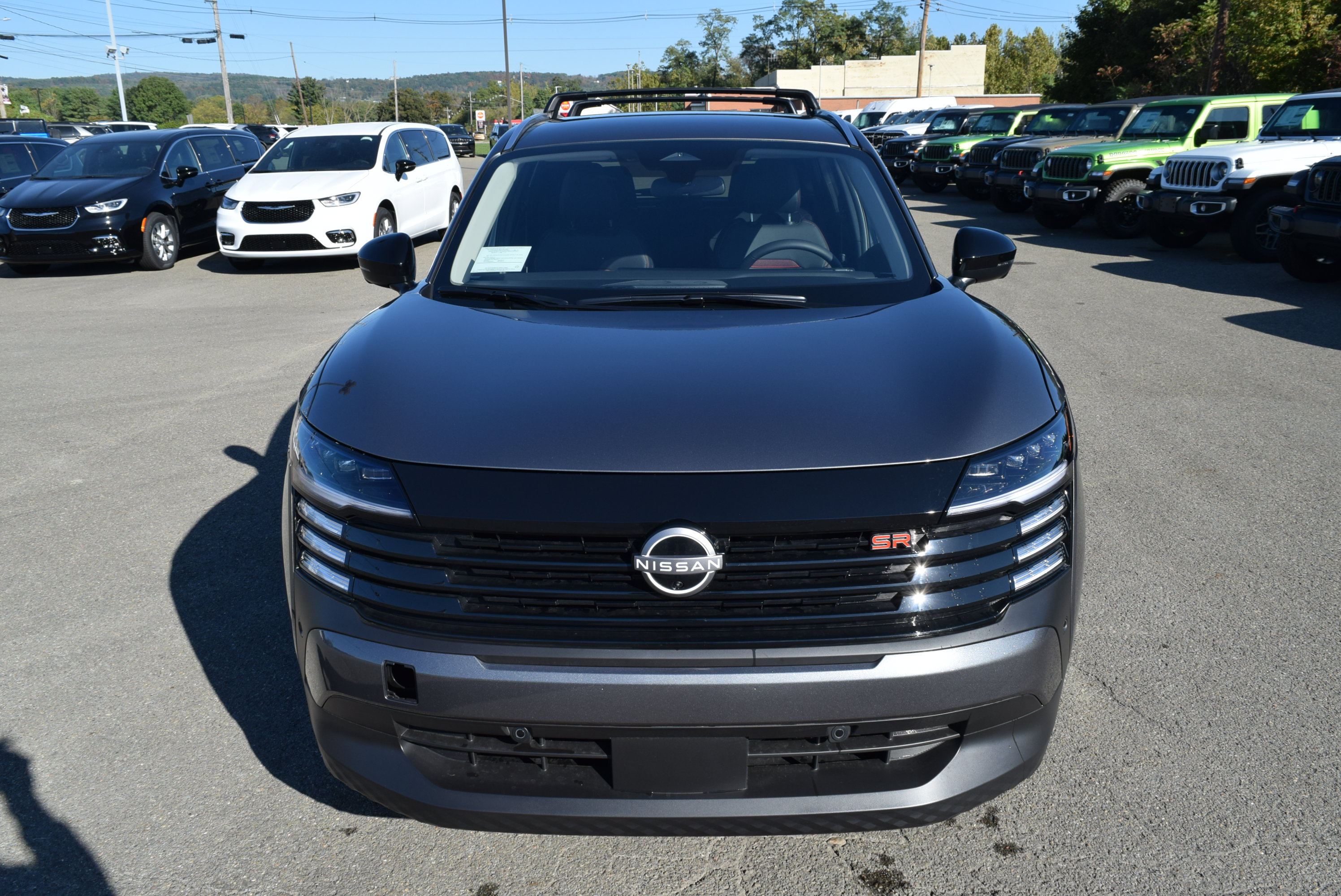 Used 2026 Nissan Kicks SR w/ Cold Weather Package AWD/4WD image 3
