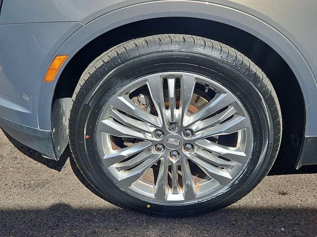 Used 2018 Cadillac XT5 Premium Luxury w/ Driver Assist Package FWD image 27