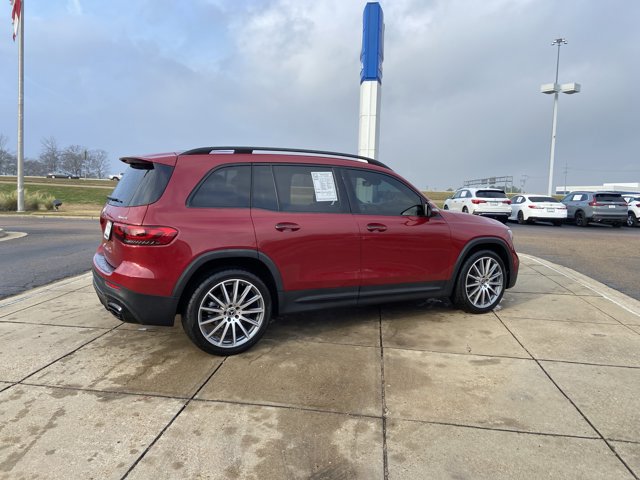 Used 2021 Mercedes-Benz GLB 250 4MATIC image 11