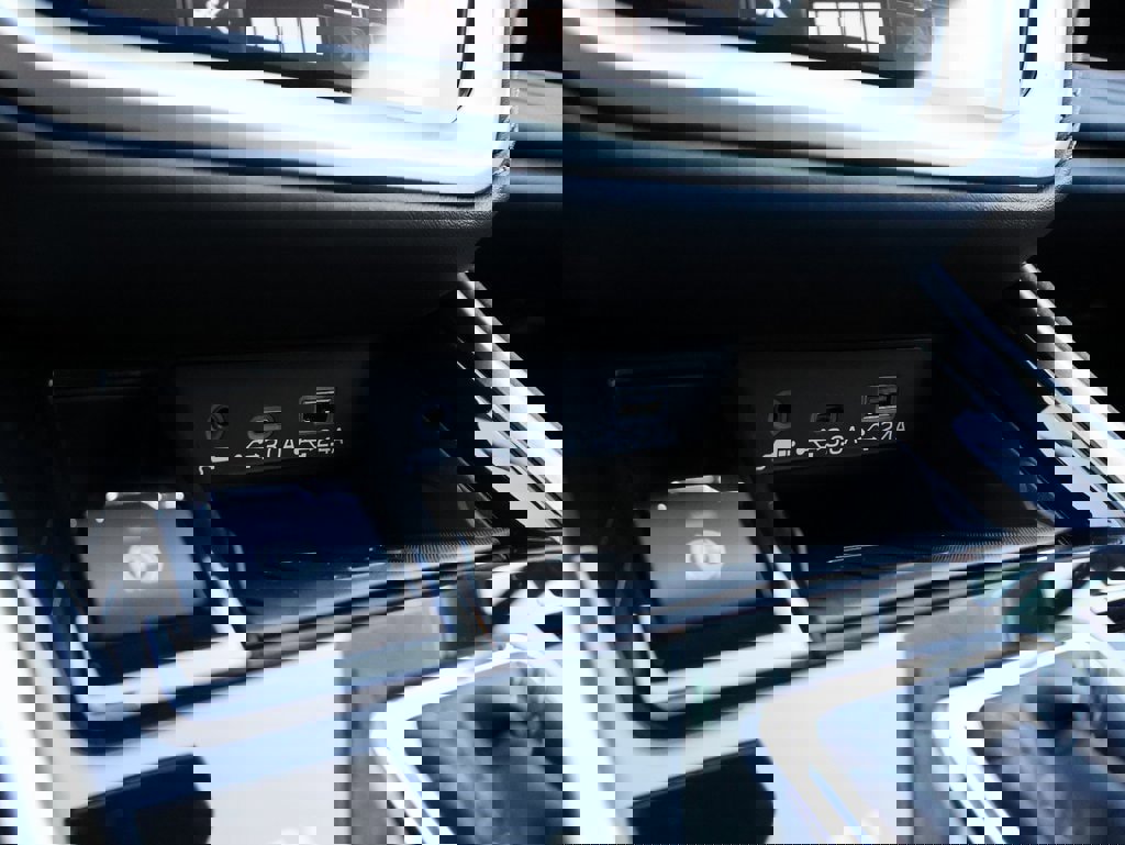 New 2025 Subaru Outback Touring XT image 39