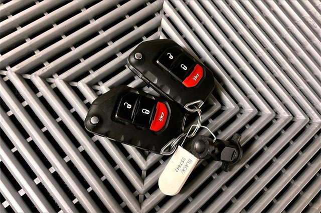 Used 2021 Jeep Gladiator Overland w/ Popular Equipment Package image 10