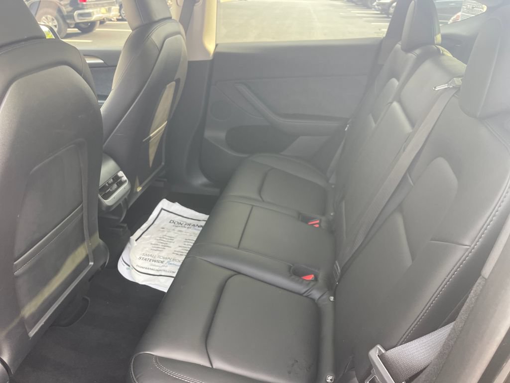 Used 2023 Tesla Model Y Long Range AWD/4WD image 13