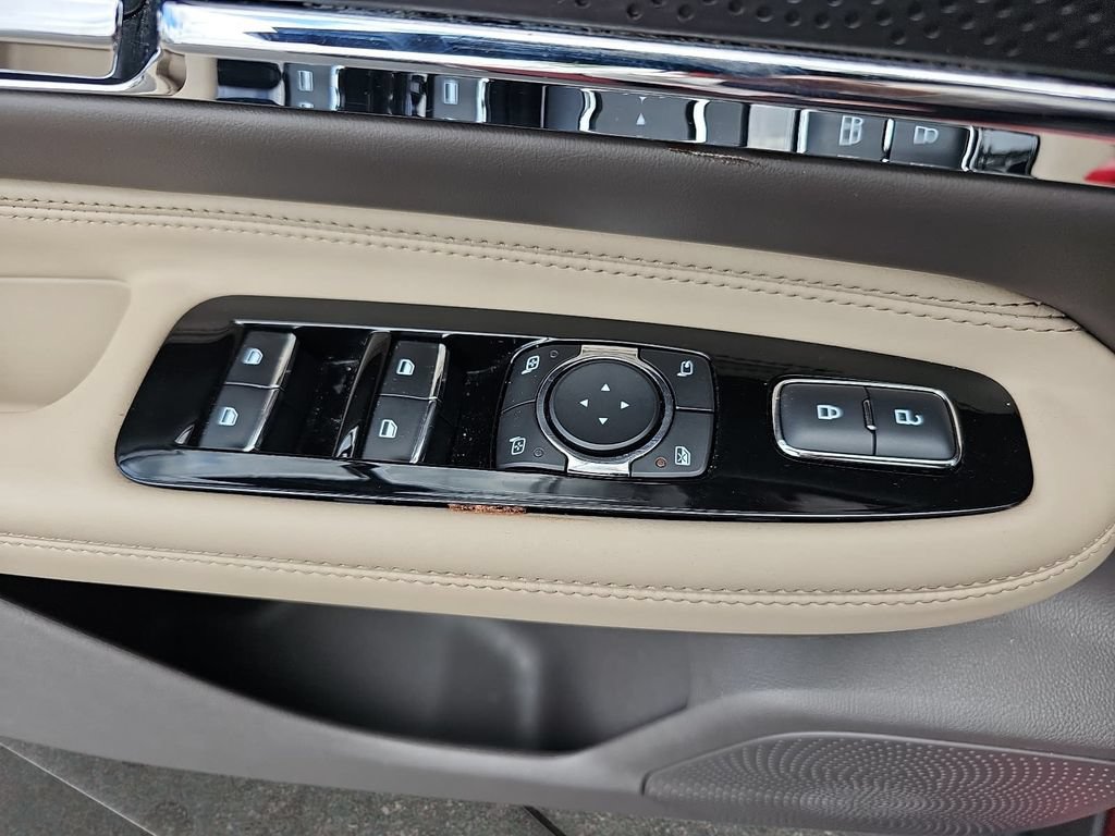 Used 2024 Lincoln Corsair Grand Touring w/ Equipment Group 301A AWD/4WD image 28