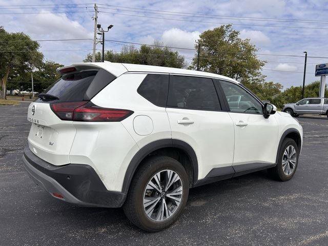 Used 2023 Nissan Rogue SV image 5