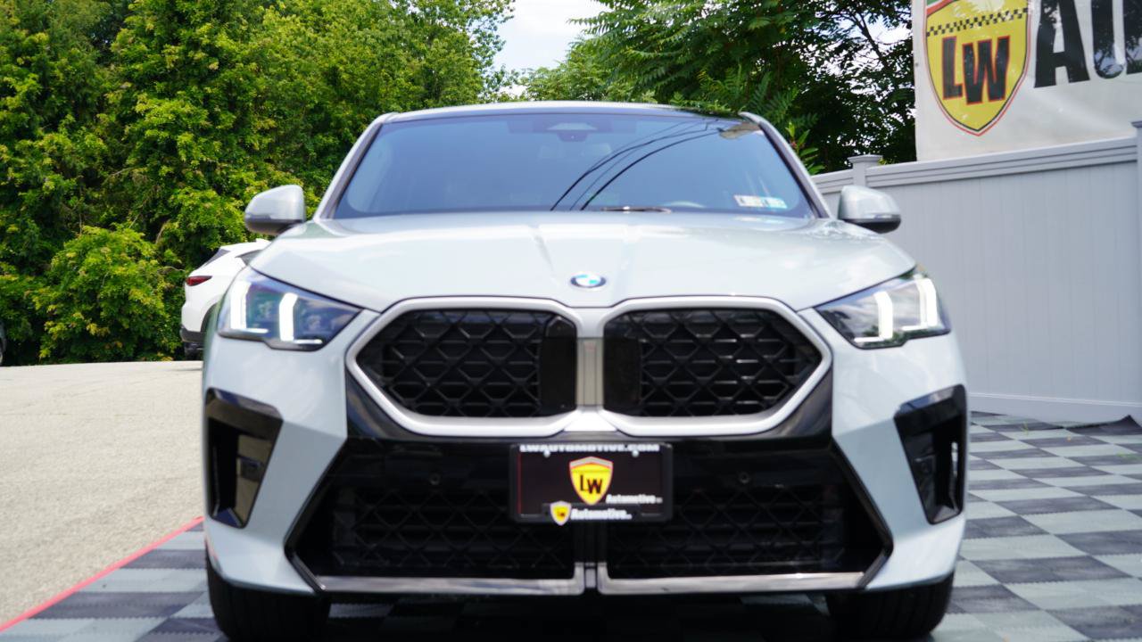 Used 2026 BMW X2 xDrive28i AWD/4WD image 21