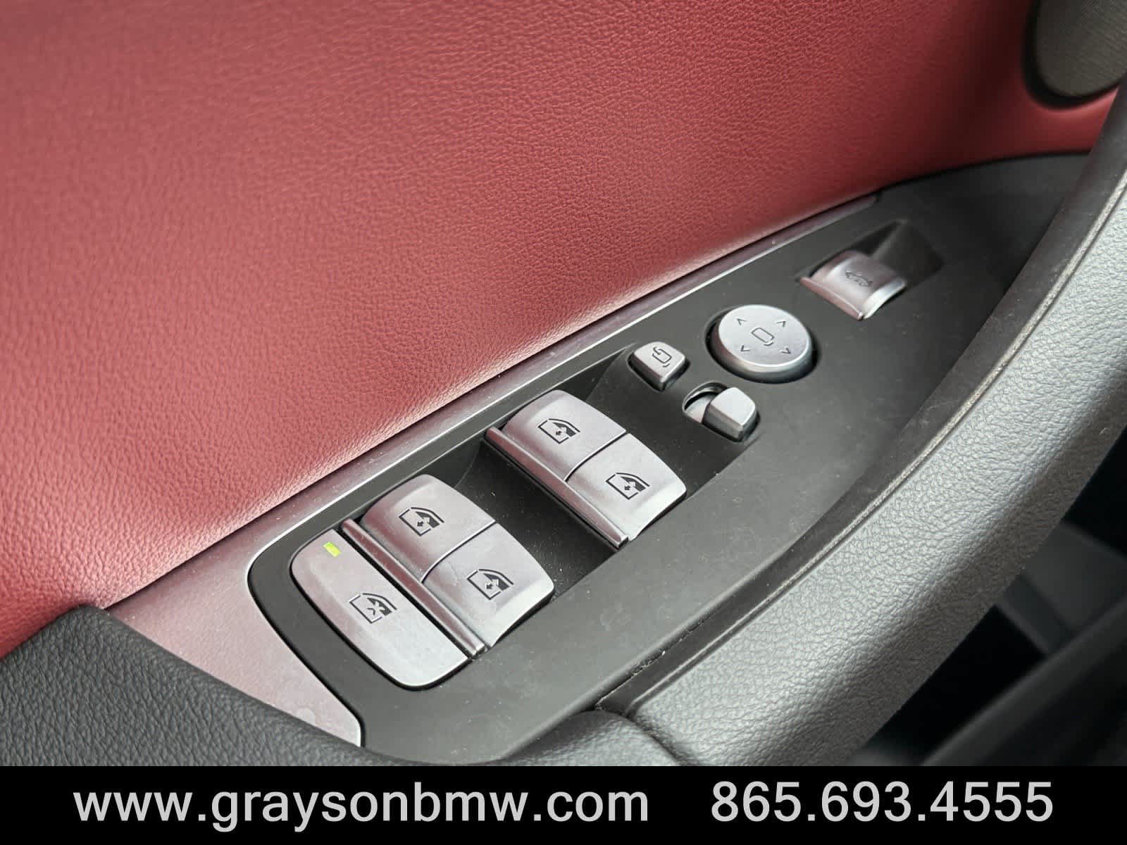 Used 2024 BMW X3 sDrive30i w/ Premium Package w/ZPA RWD image 25