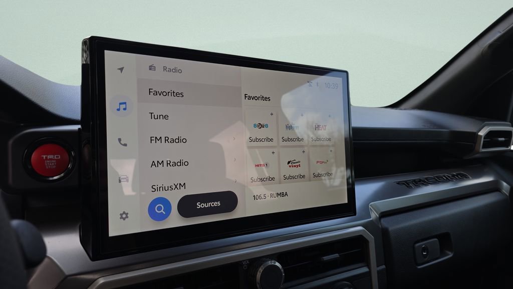 Used 2025 Toyota Tacoma TRD Sport image 21