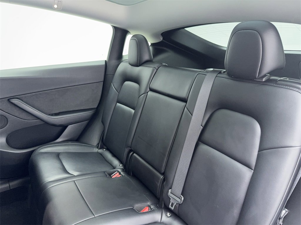 Used 2021 Tesla Model Y Long Range image 42