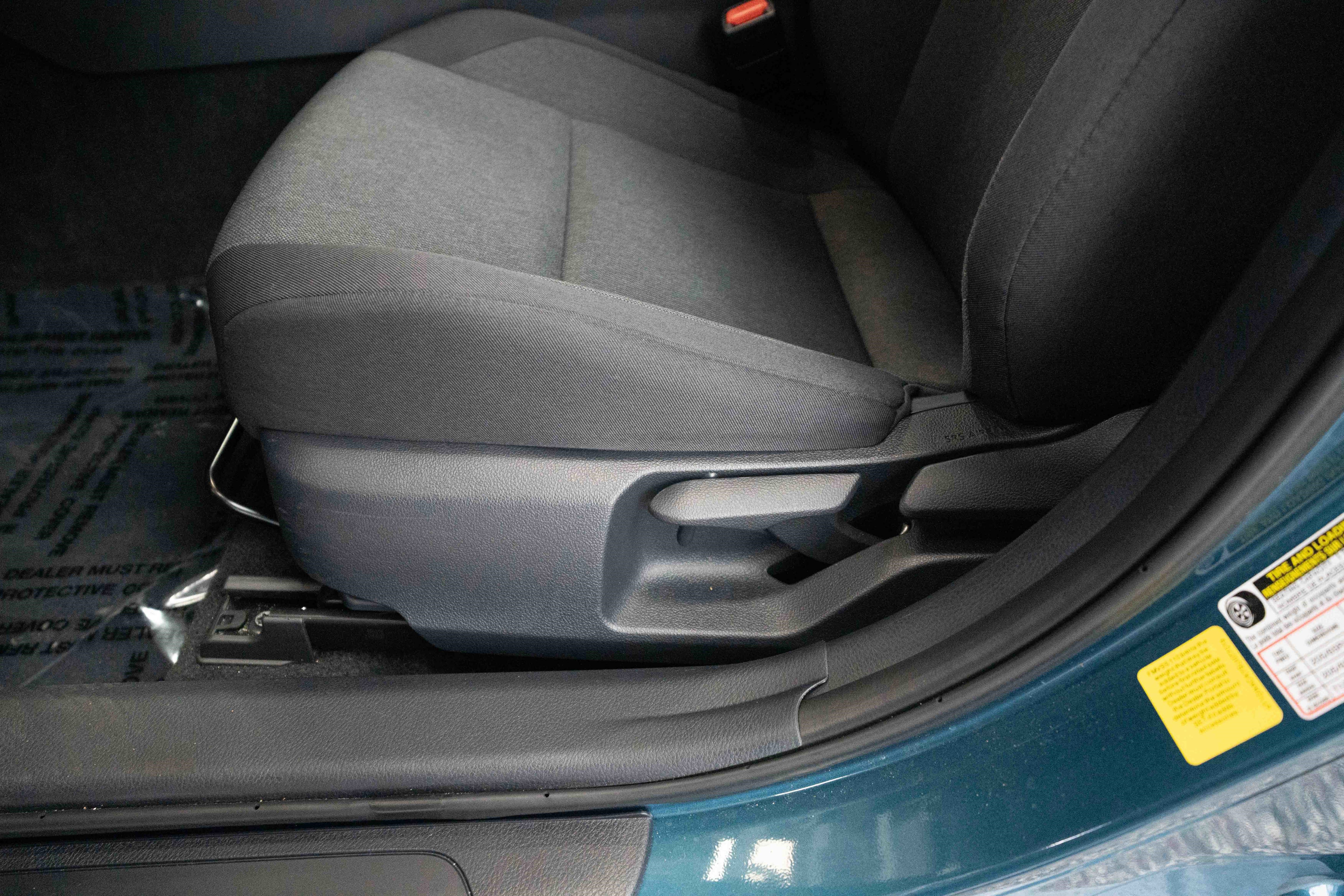 Used 2025 Toyota Camry LE image 12