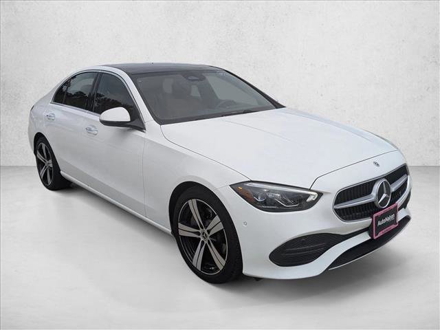 Used 2025 Mercedes-Benz C 300 4MATIC Sedan image 3