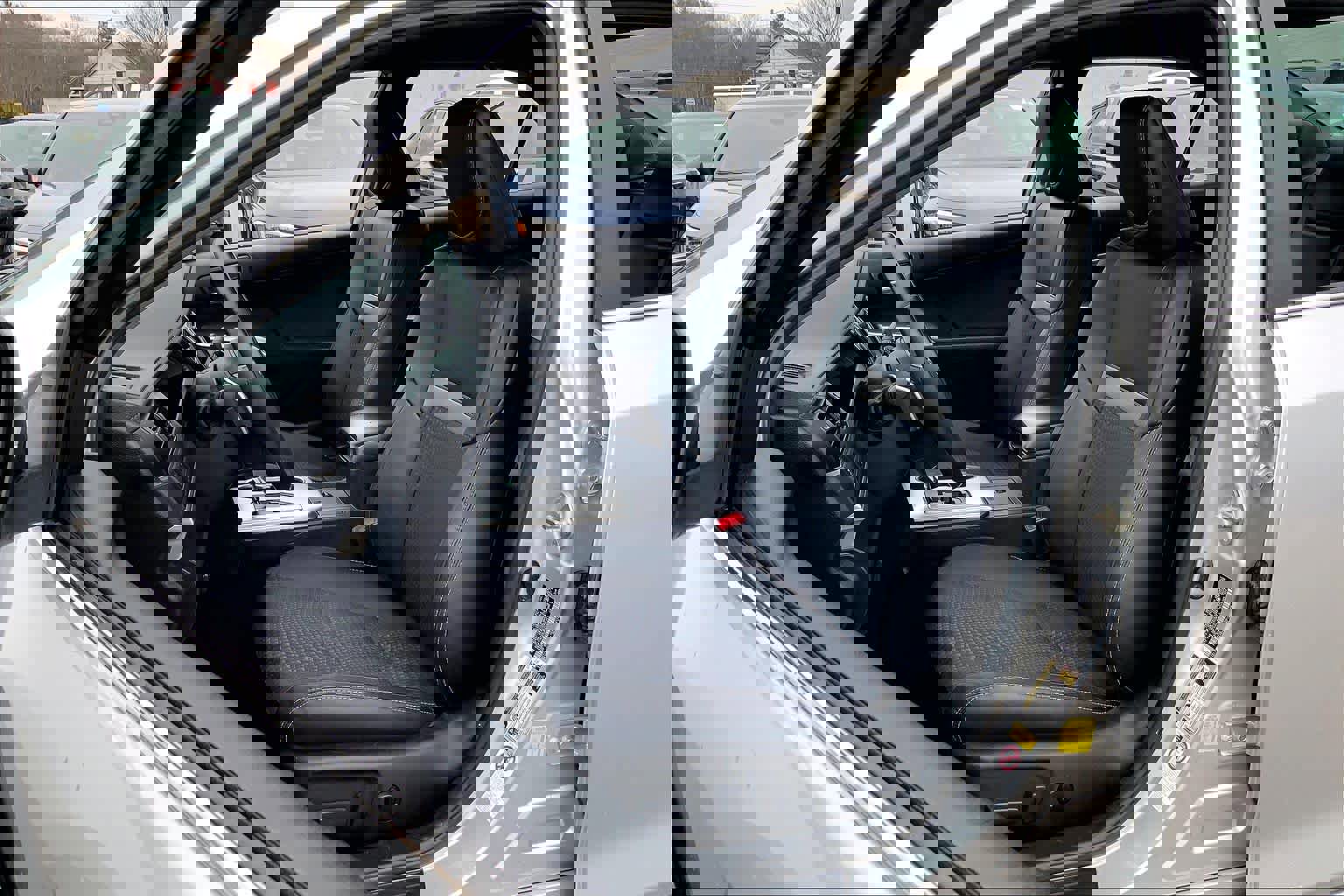 Used 2014 Toyota Camry SE w/ Fleet Convenience Package image 9