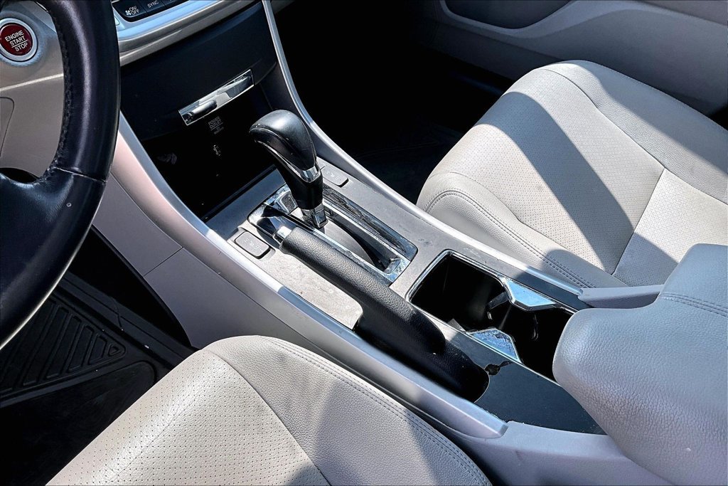 Used 2015 Honda Accord EX-L image 16