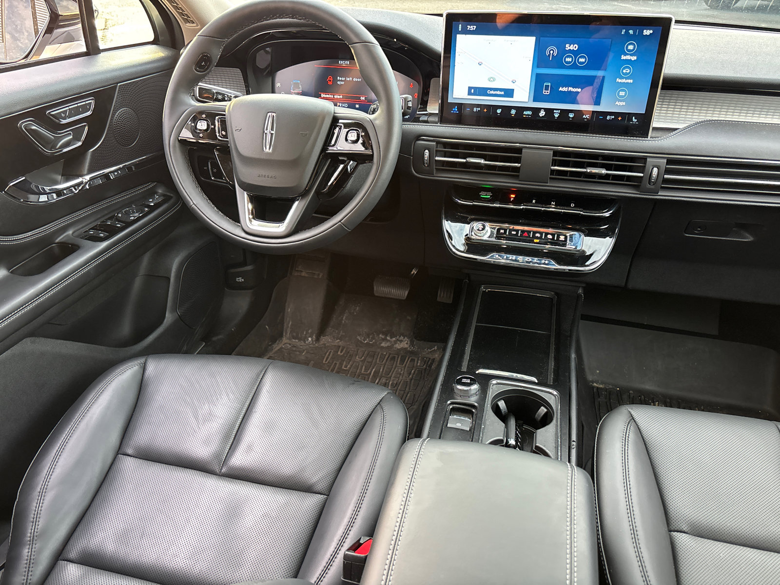 Used 2025 Lincoln Corsair AWD w/ Equipment Group 101A image 30