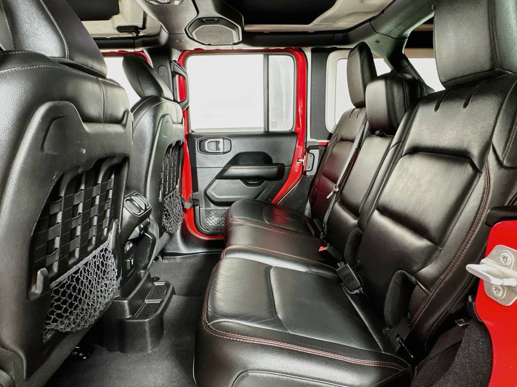 Used 2018 Jeep Wrangler Unlimited Rubicon AWD/4WD image 13