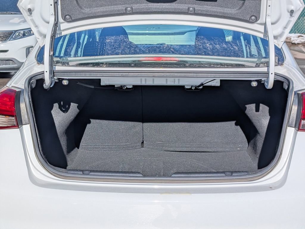 Used 2017 Kia Forte S w/ S Technology Package image 13