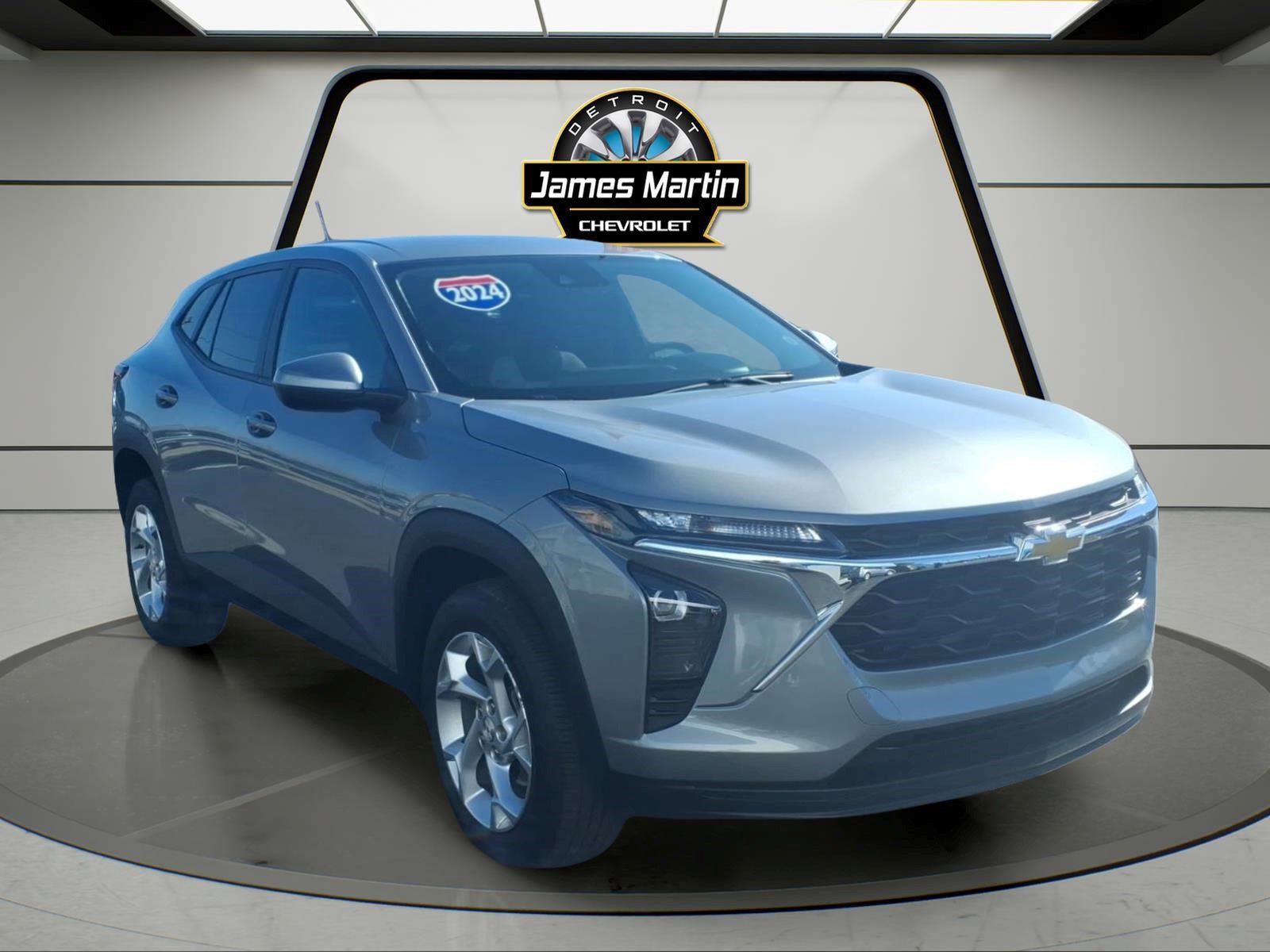 Used 2024 Chevrolet Trax LS w/ LS Convenience Package FWD image 3