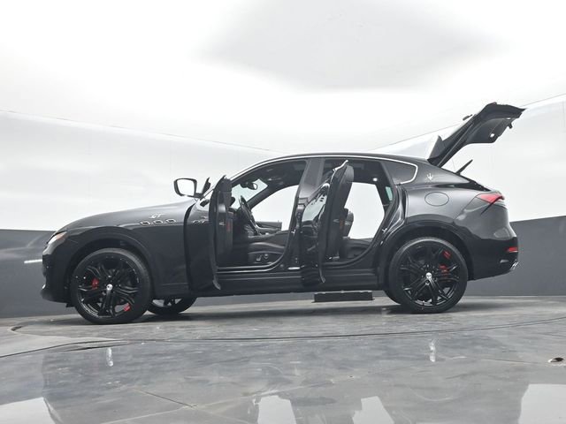 Used 2023 Maserati Levante GT AWD/4WD image 73
