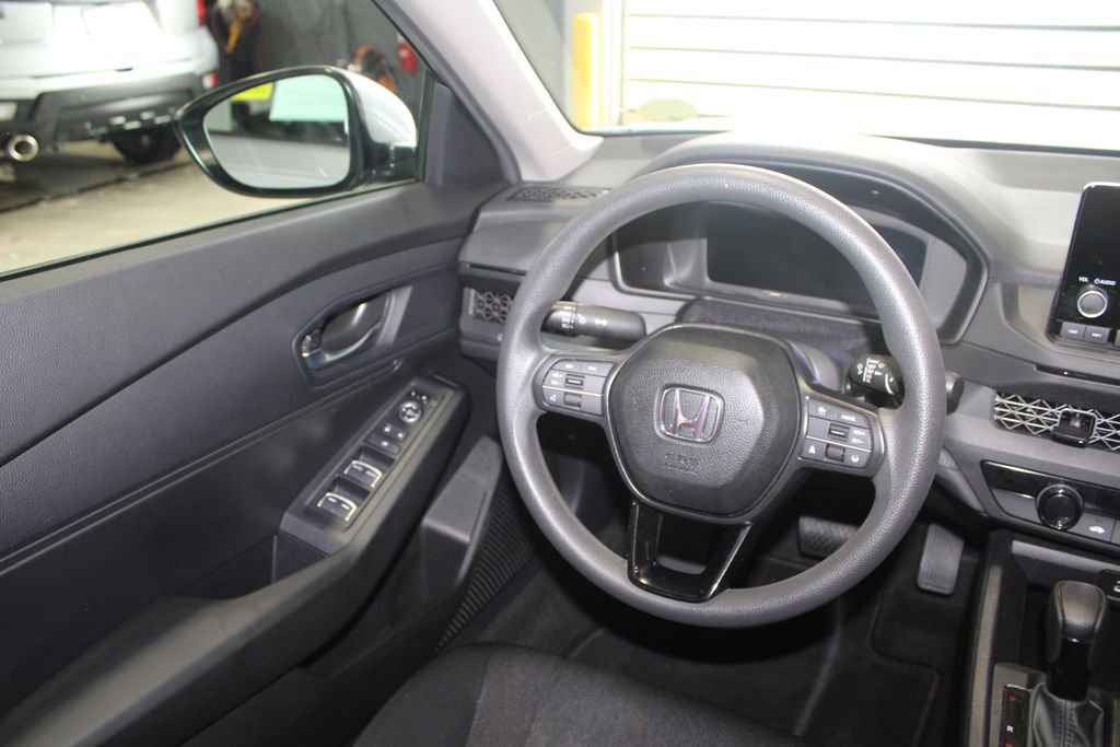 Used 2024 Honda Accord LX image 18
