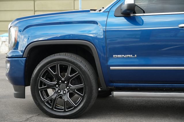 Used 2017 GMC Sierra 1500 Denali w/ Denali Ultimate Package AWD/4WD image 11