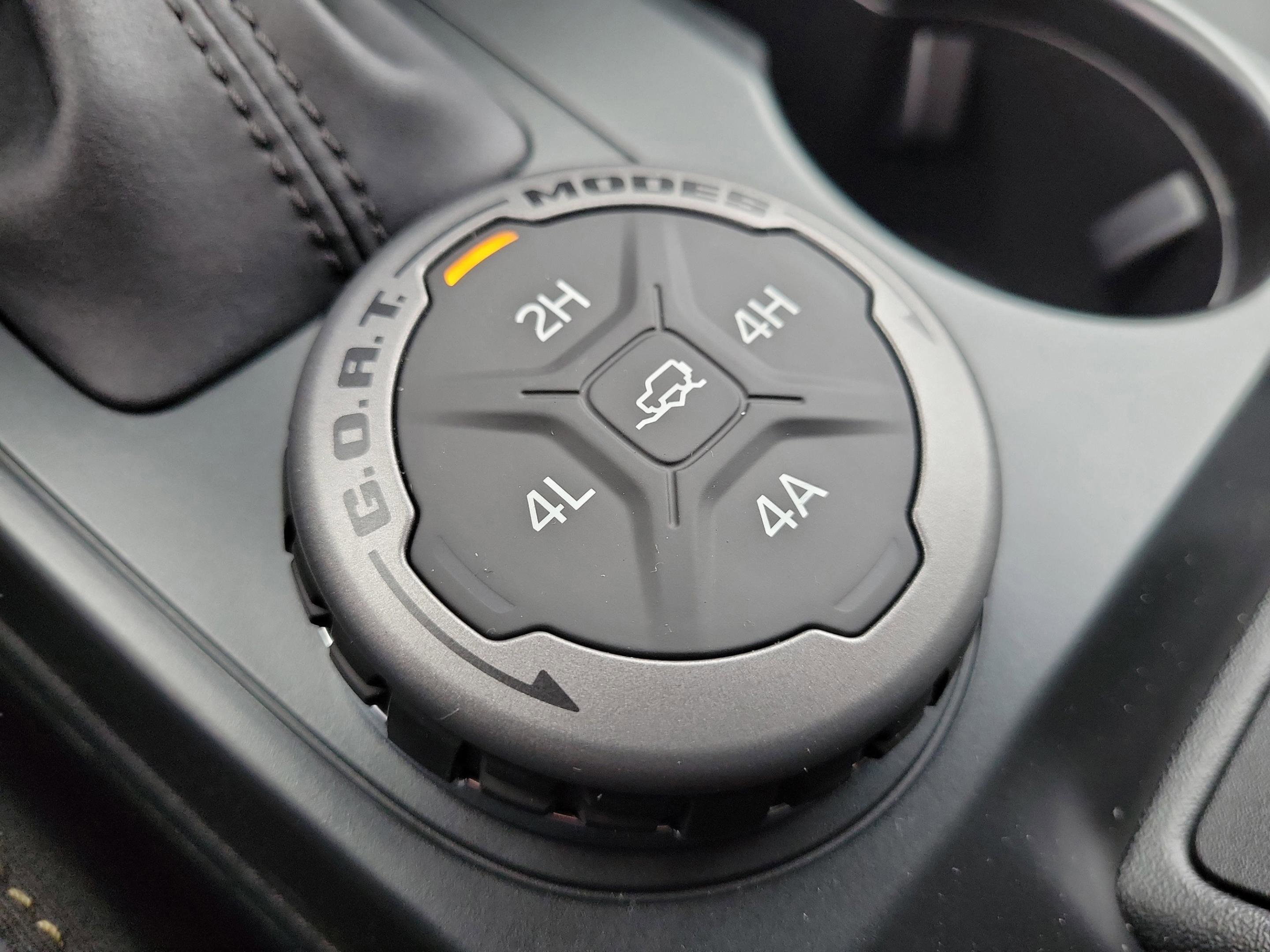 New 2025 Ford Bronco Badlands w/ Sasquatch Package image 26