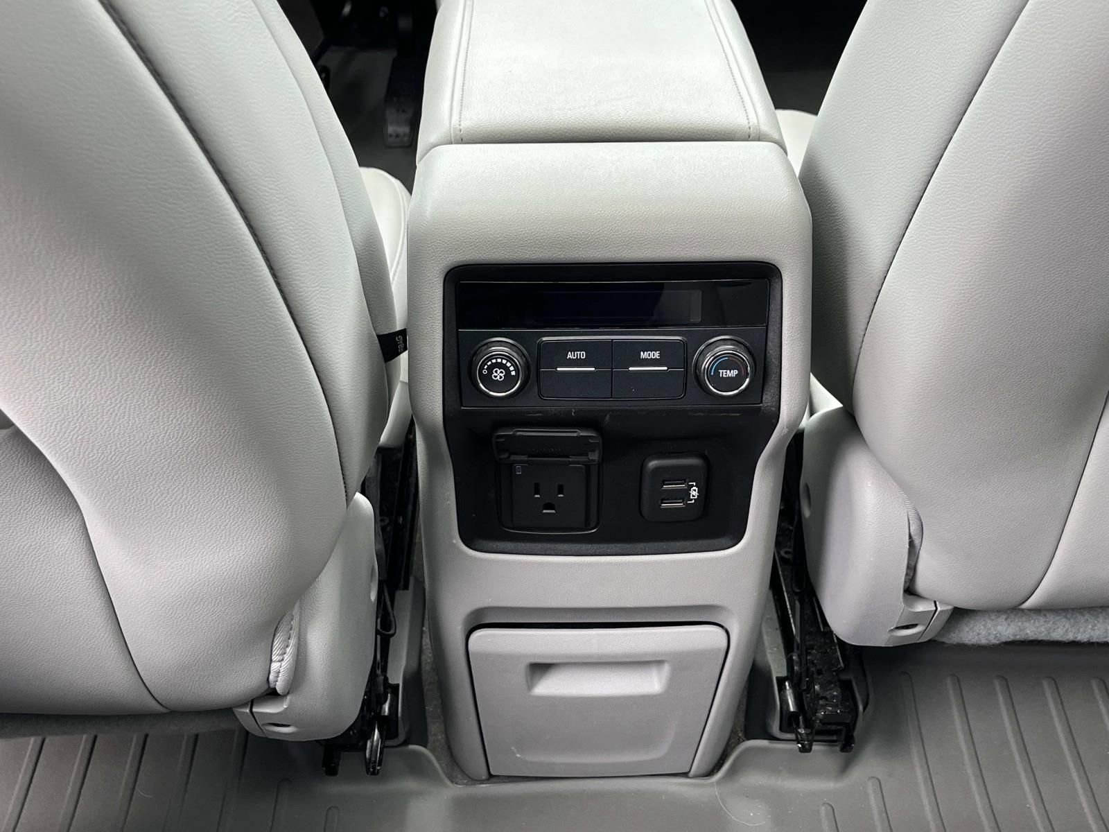 Used 2019 GMC Acadia SLT image 18