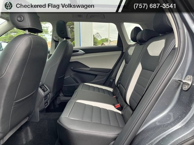 New 2026 Volkswagen Taos SEL AWD/4WD image 36