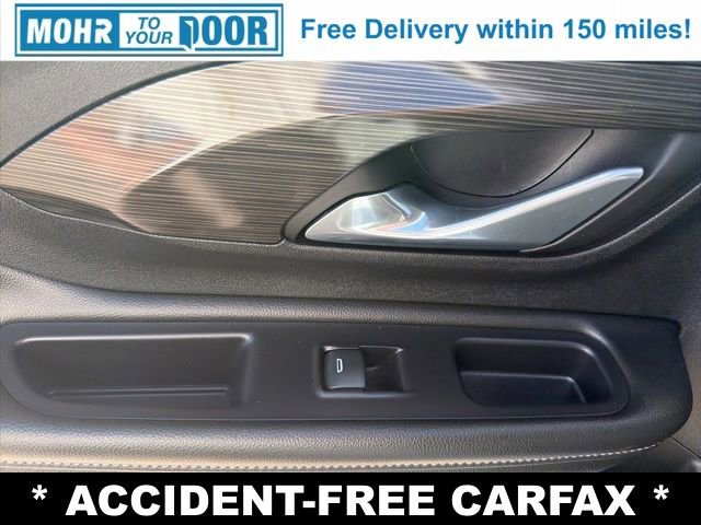 Used 2024 GMC Terrain SLE image 30