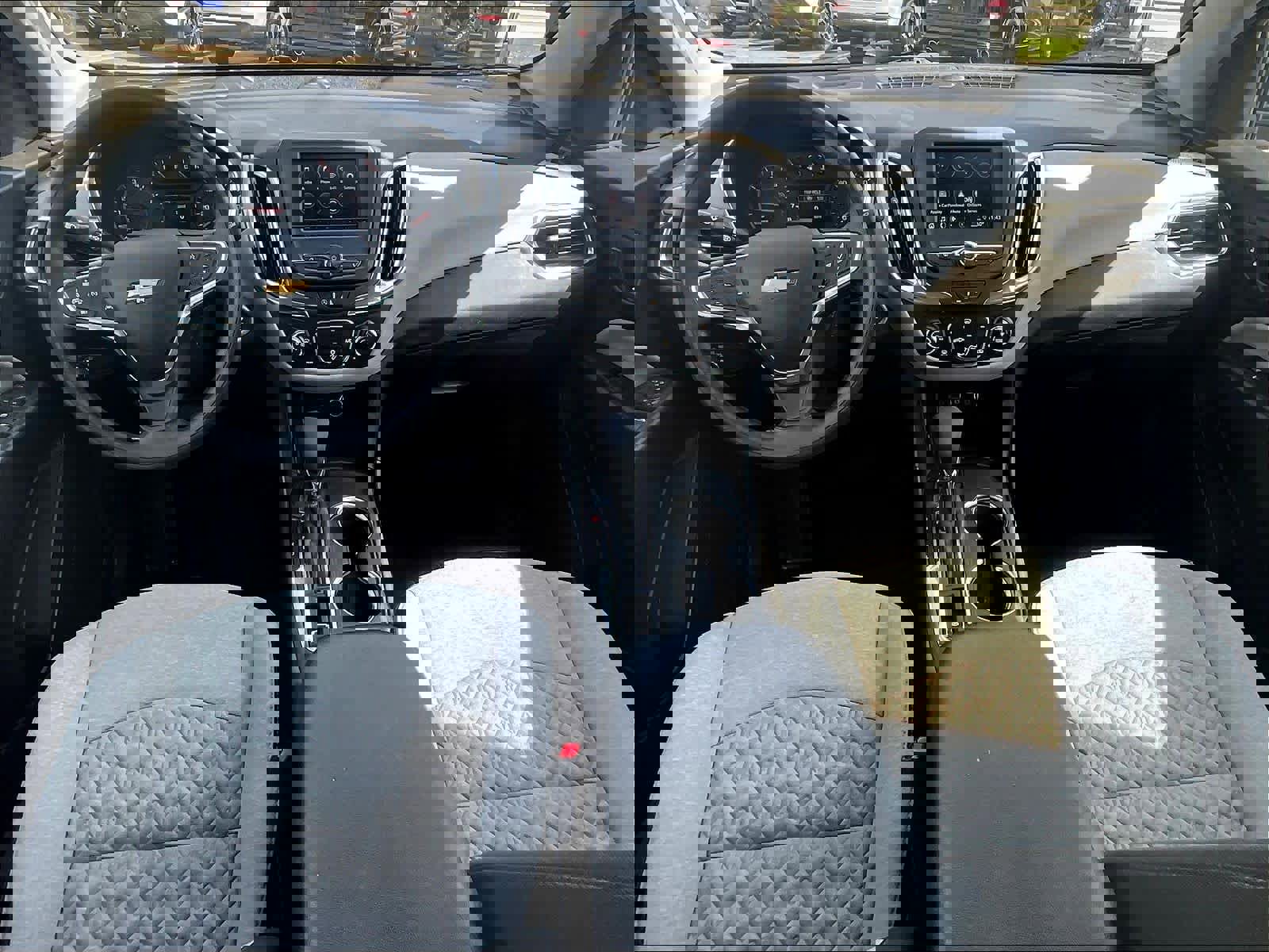 Used 2023 Chevrolet Equinox LS image 21