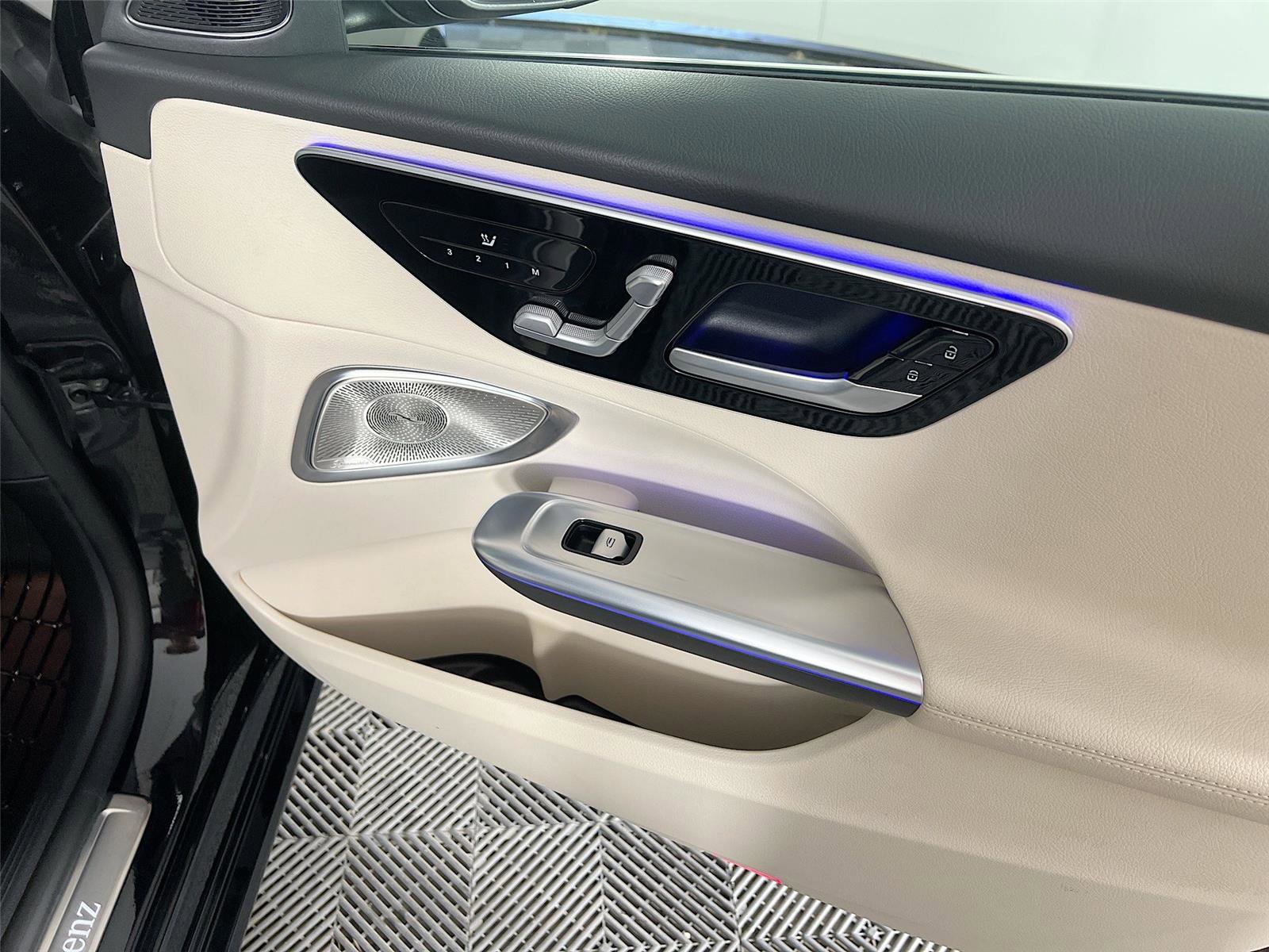 Certified 2022 Mercedes-Benz C 300 4MATIC Sedan image 30