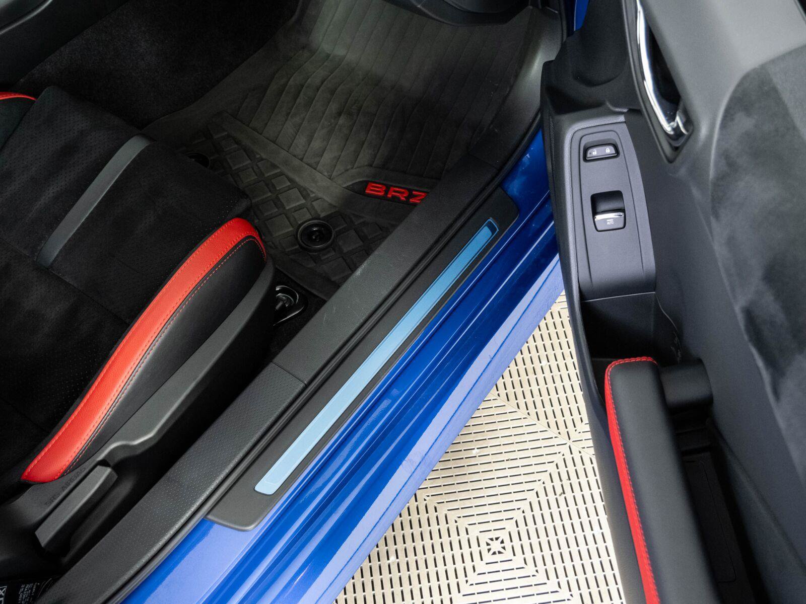 Used 2025 Subaru BRZ Limited RWD image 19