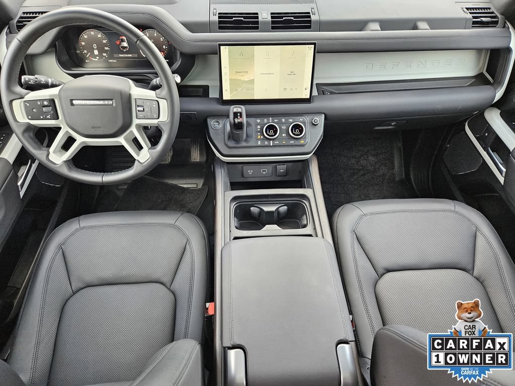 Used 2024 Land Rover Defender 110 SE AWD/4WD image 28
