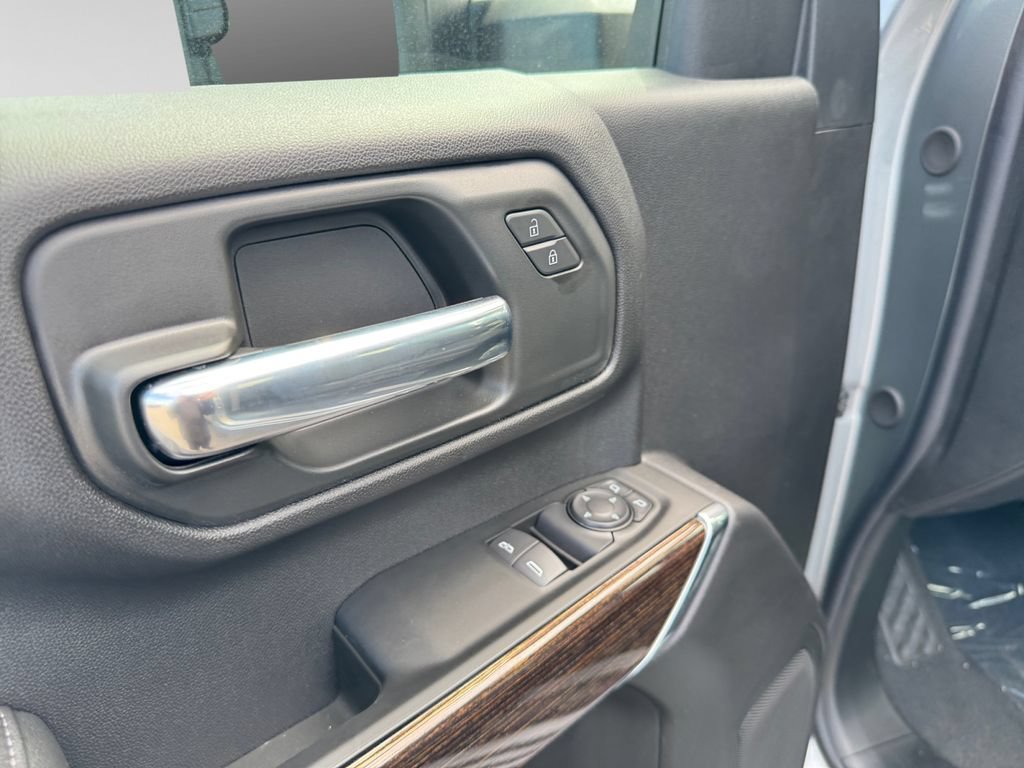 New 2026 GMC Sierra 2500 SLE w/ SLE Convenience Package AWD/4WD image 17