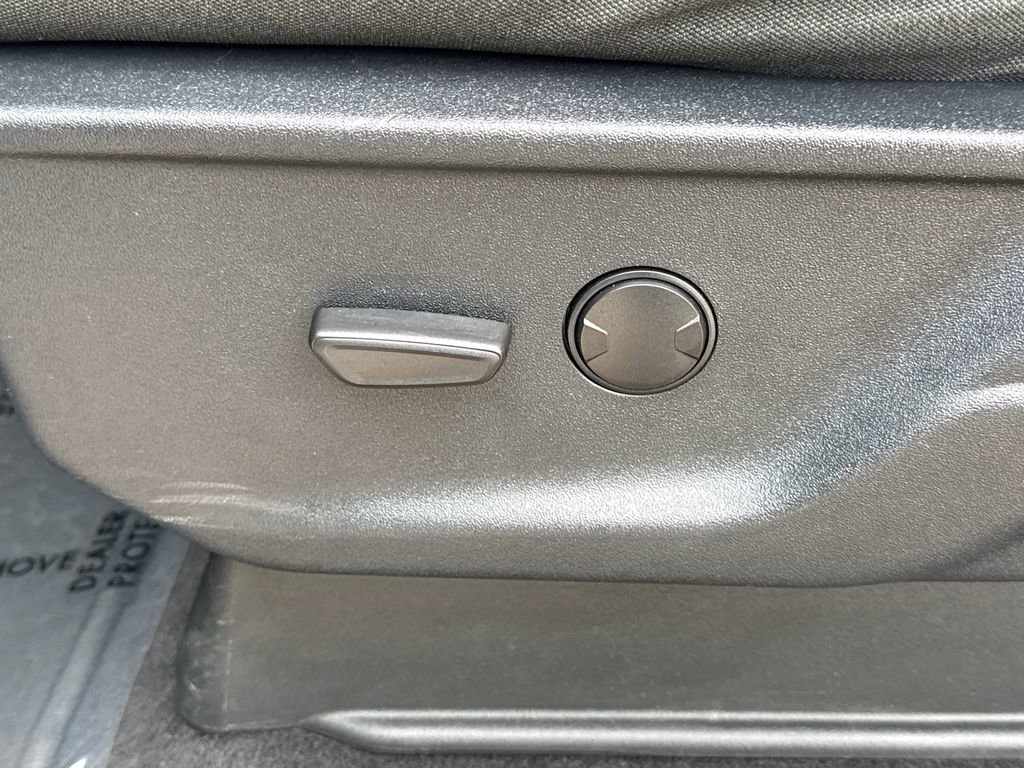 Used 2023 Ford F150 XLT image 21