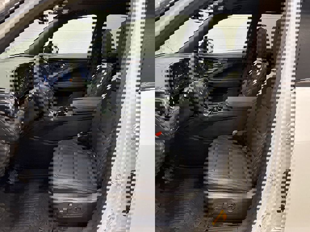 New 2026 Chevrolet Blazer EV LT image 9