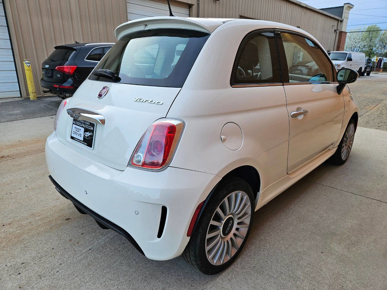 Used 2018 FIAT 500 Lounge image 4