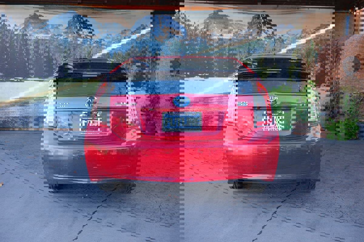 Used 2012 Toyota Prius Four FWD image 5