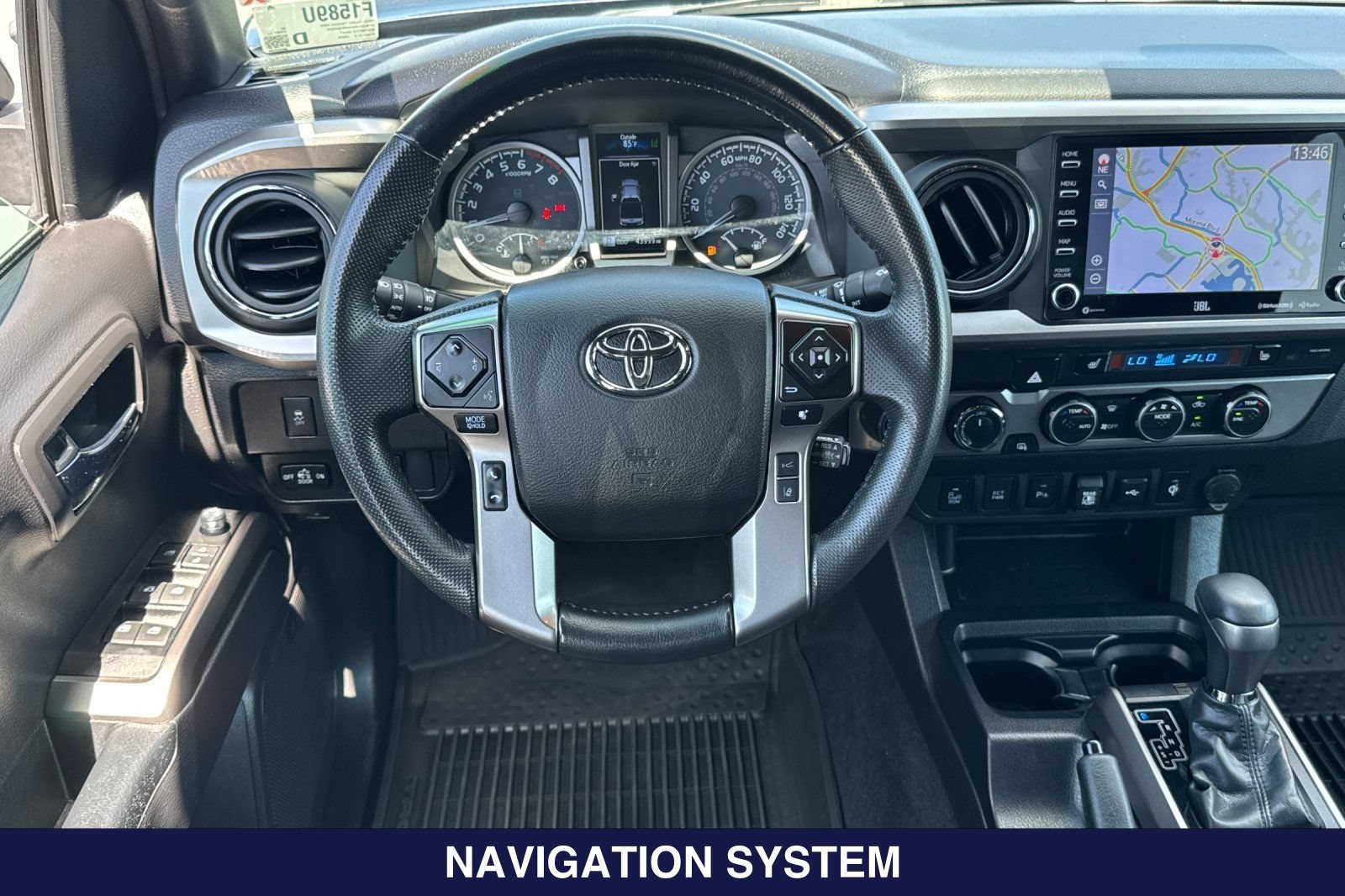 Used 2022 Toyota Tacoma Limited w/ Nightshade Package AWD/4WD image 15