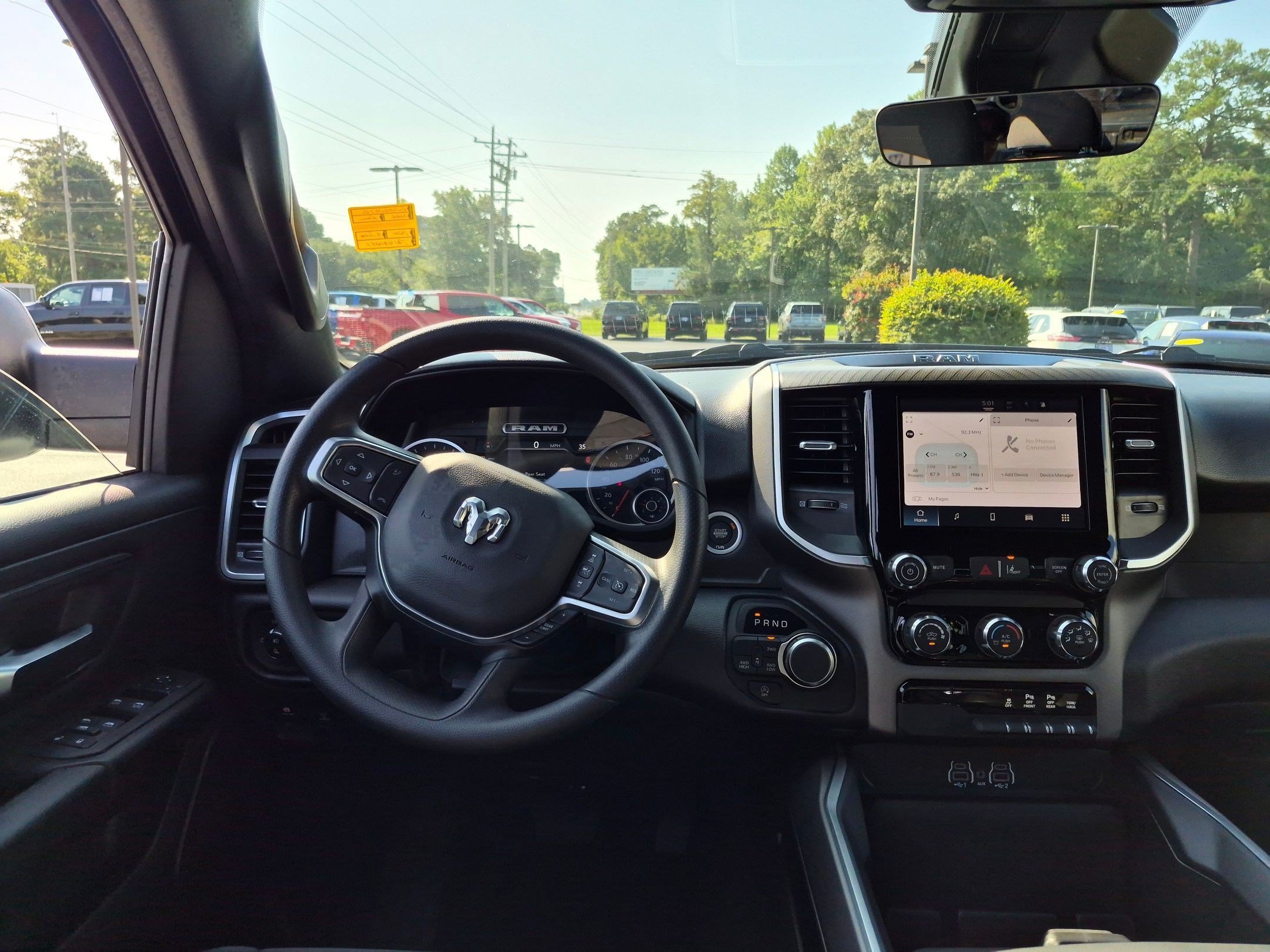 New 2026 RAM 1500 Express AWD/4WD image 12