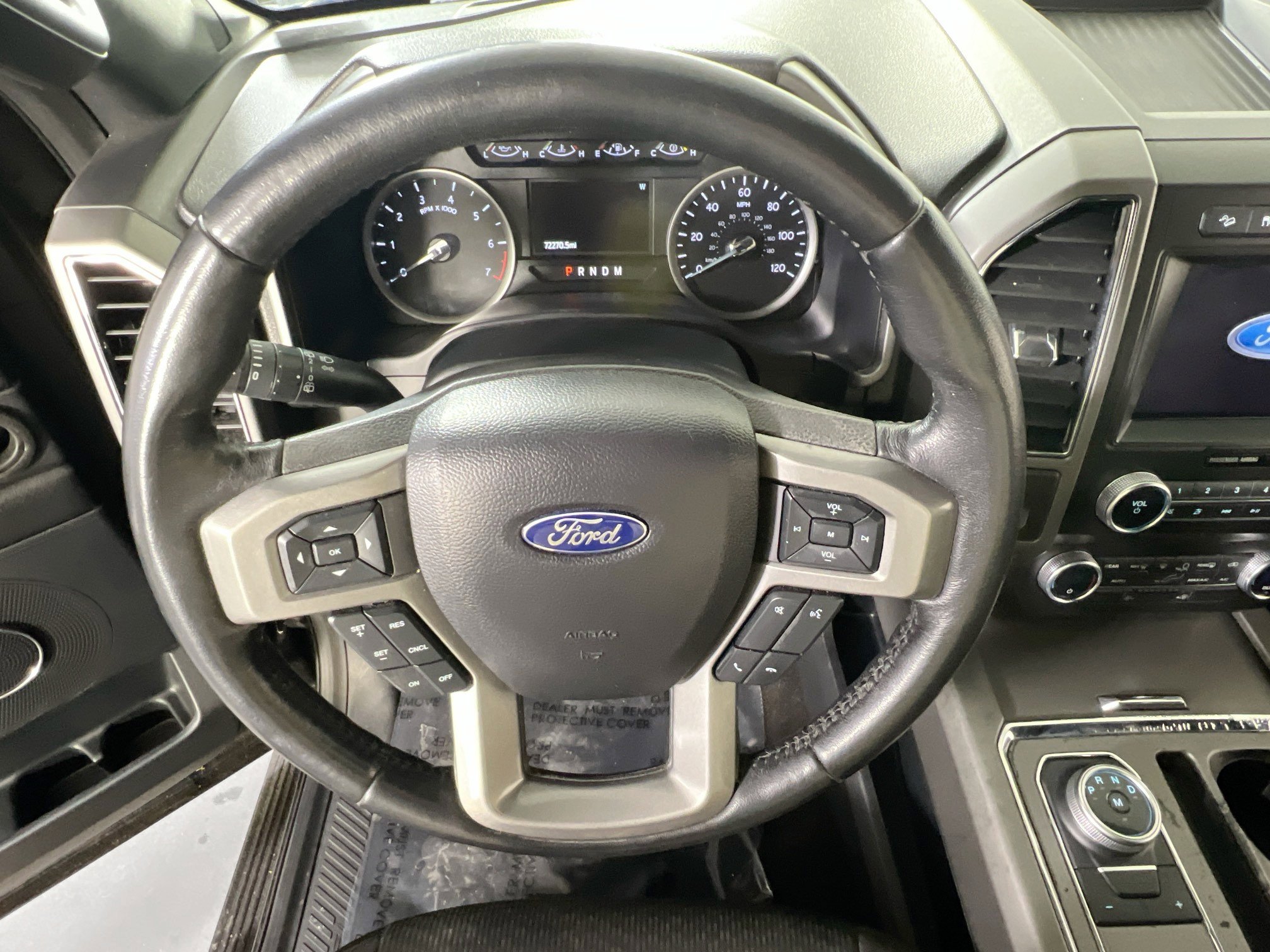 Used 2021 Ford Expedition XLT image 11